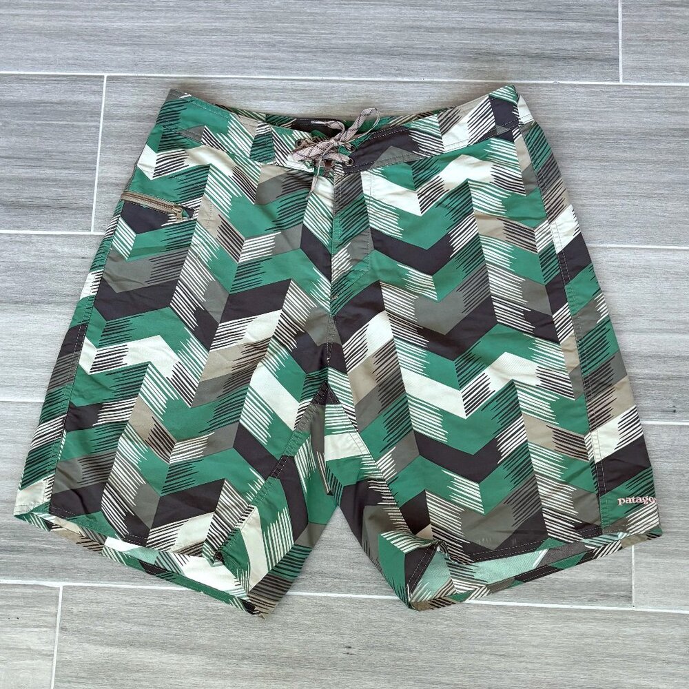 PATAGONIA Swim Shorts Men's 33W Geometric Green Tan Black White GORP Zip Pocket
